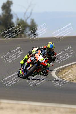 media/Jun-07-2025-TrackDaz (Sat) [[4413525952]]/A Group/12pm (Turn 2)/